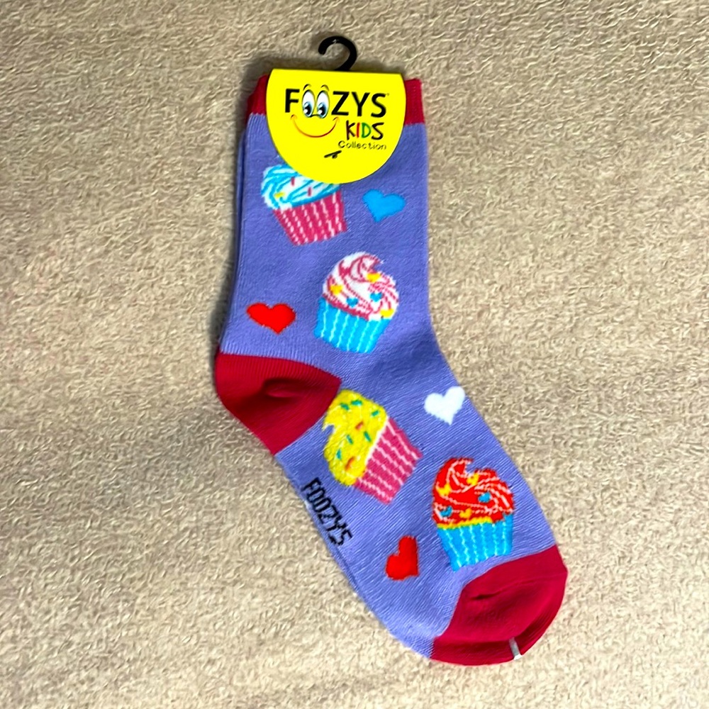 Foozys Girls Purple Cupcake Socks